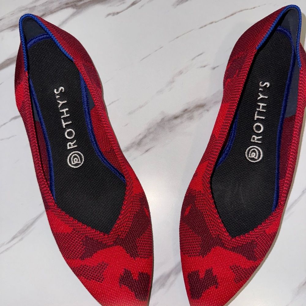 Rothys The Point II Flat Camo Red